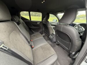 Volvo XC40 single rear